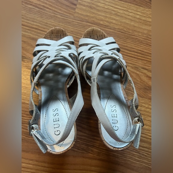Guess ladies cork heel sandals - Picture 4 of 10